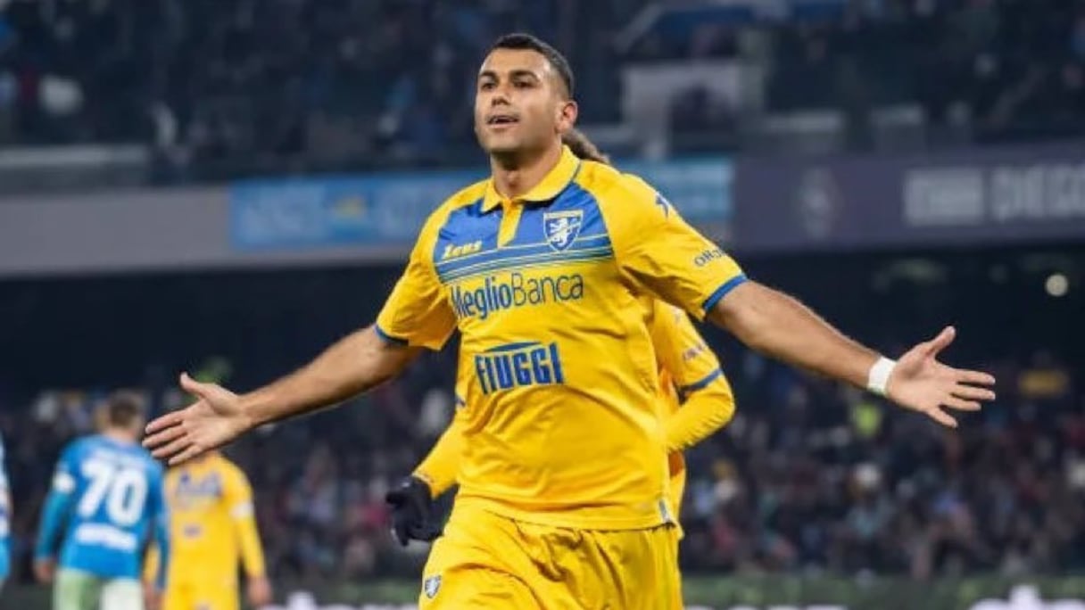 Walid Cheddira double buteur lors du duel Naples-Frosinone