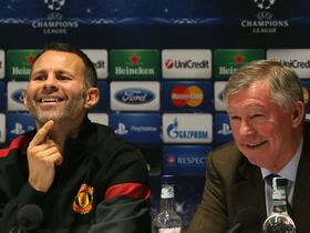 Alex Ferguson pourrait revenir à United pour épauler Ryan Giggs.