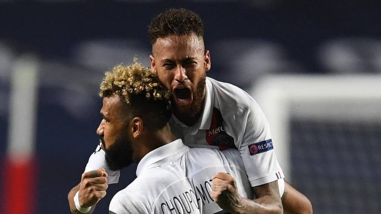 La joie de Neymar et Mbappé après la victoire du PSG face à l'Atalanta en quart de finale de la Ligue des champions.