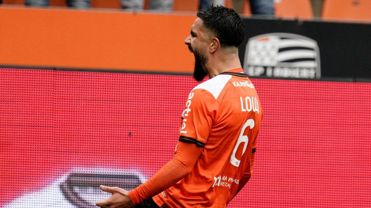 Imran Louza célèbre son premier but avec le FC Lorient.