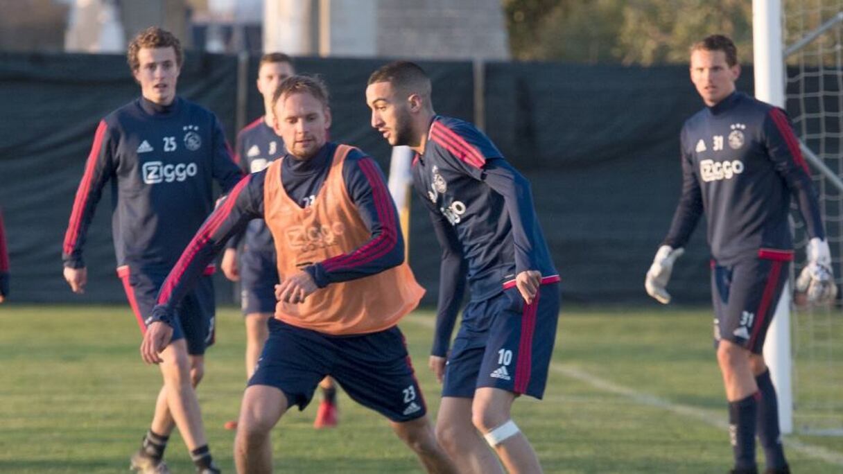 Hakim Ziyech lors d'un stage au Portugal avec son ancien club.
