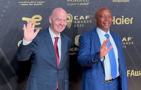 Gianni Infantino et Patrice Motsepe