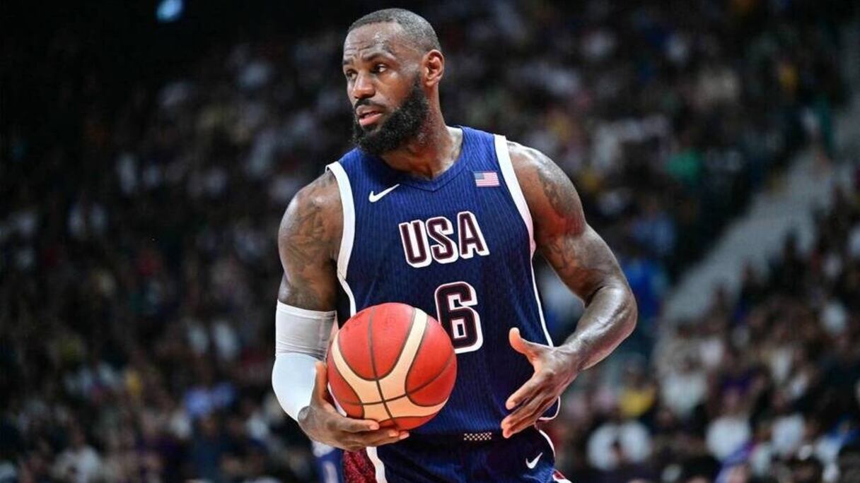 LeBron James avec l’équipe des États-Unis en préparation des JO de Paris 2024.