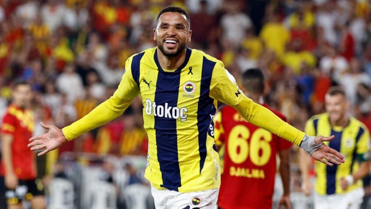 Youssef En-Nesyri célèbre son premier but avec Fenerbahçe en championnat turc.