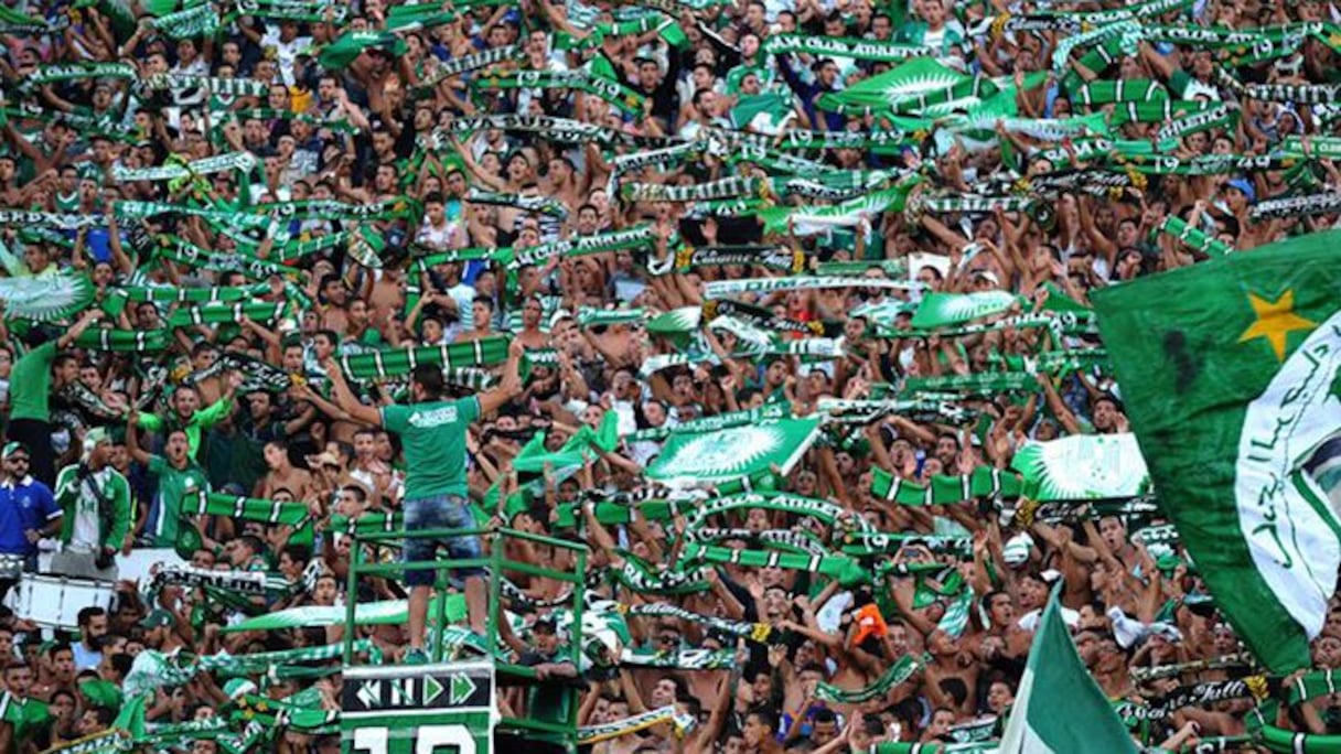 Public wydadi lors d'un derby casablancais.