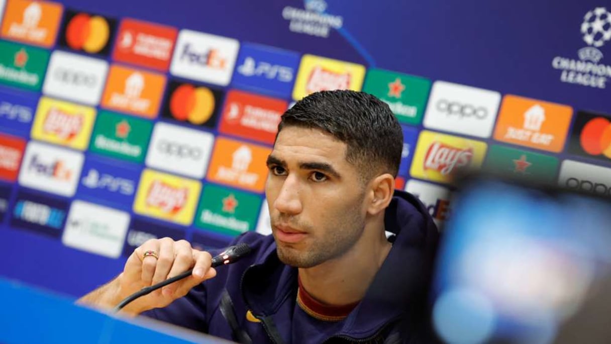 Achraf Hakimi en conférence de presse ce lundi 15 avril à la veille du match Barça-PSG