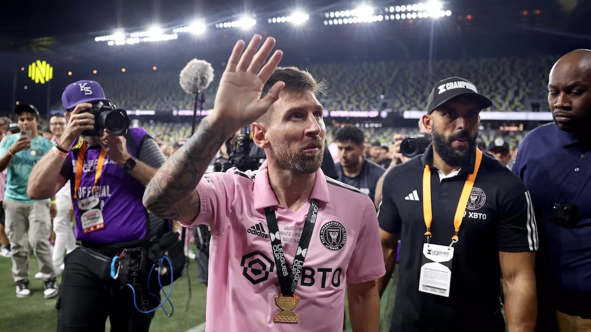 Lionel Messi et Yassine Cheuko.