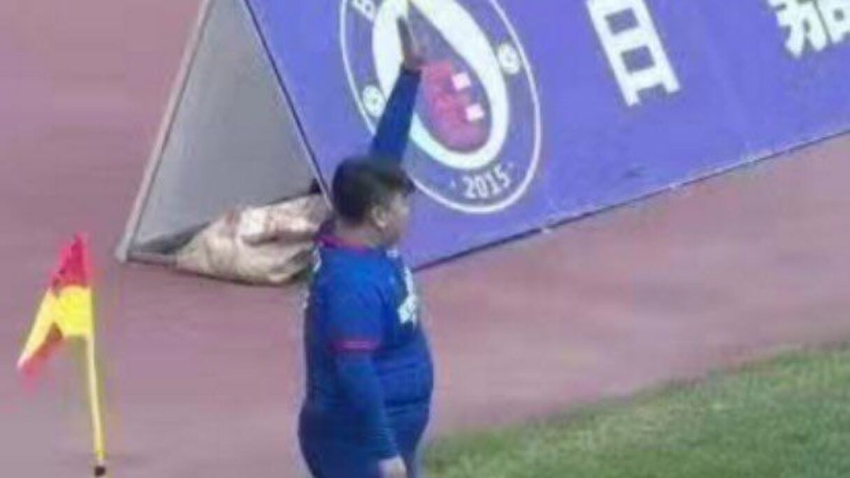 Le spécialiste des penaltys et balles arrêtées de Zibo Cuju, club chinois de D2.