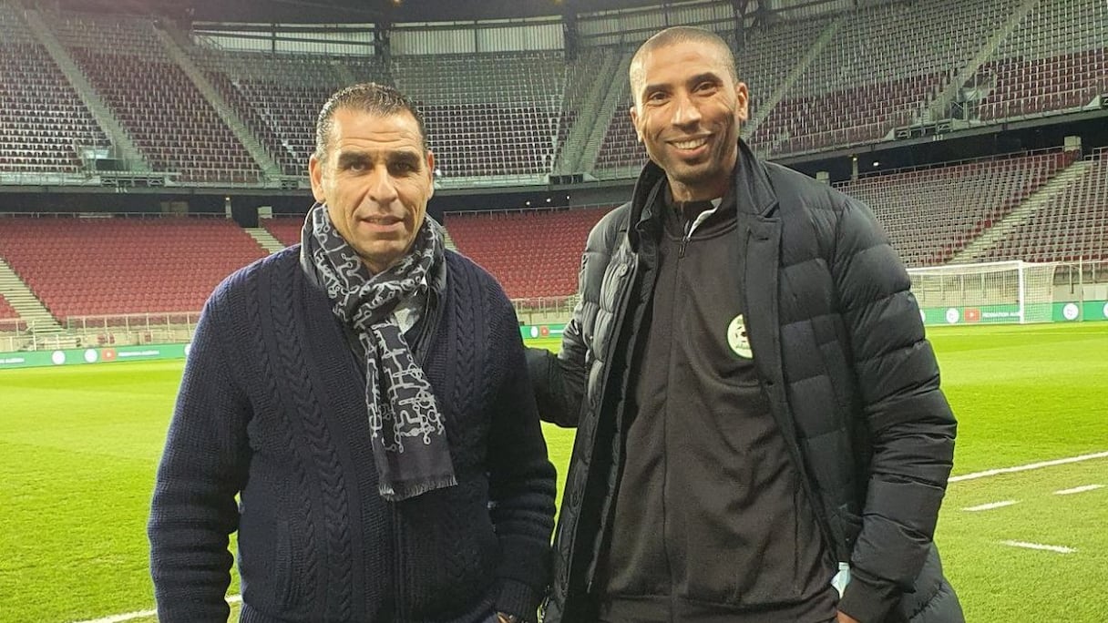 L’ancien international marocain Abdeslam Ouaddou et le président de la Fédération algérienne de football Kheïreddine Zetchi.