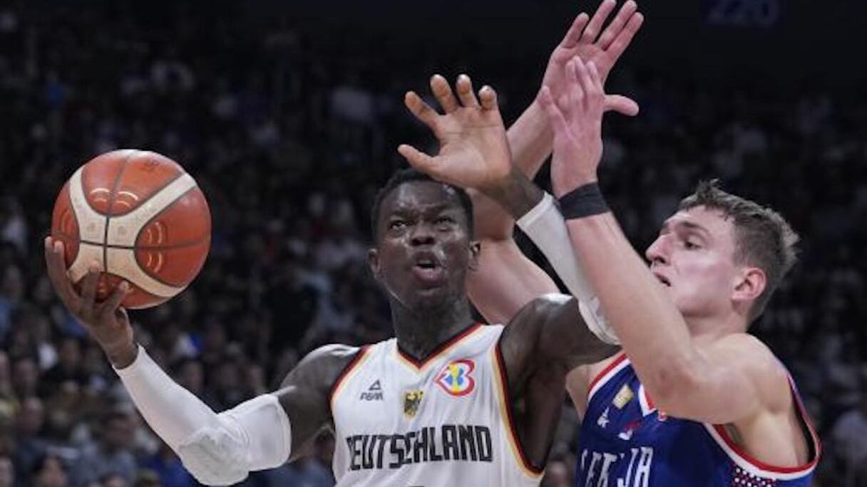 Séquence de la finale de la finale de la Coupe du monde Mondial de basket 2023 entre l'Allemagne et la Serbie, le 10 septembre 2023.