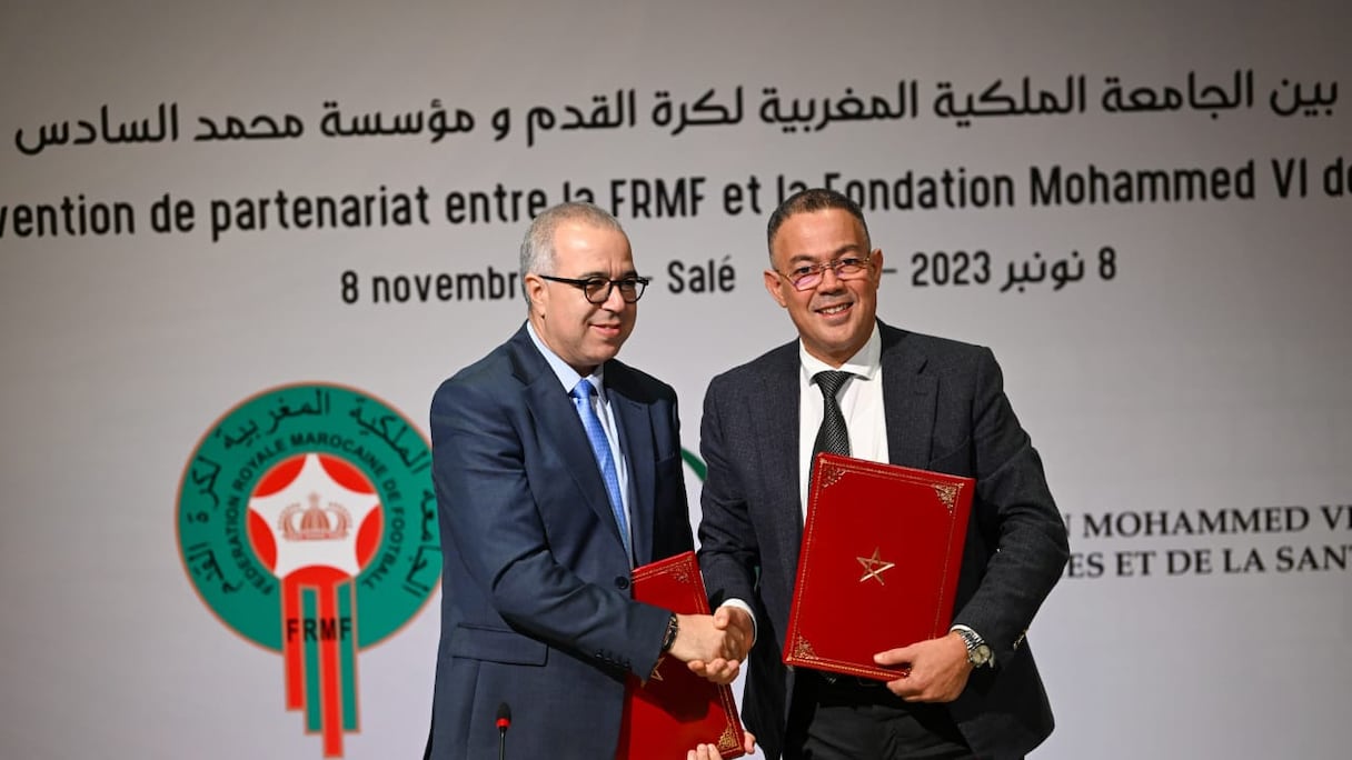 Fouzi Lekjaa et Lahcen Belyamani, président de la Fondation Mohammed VI des Sciences et de la Santé,