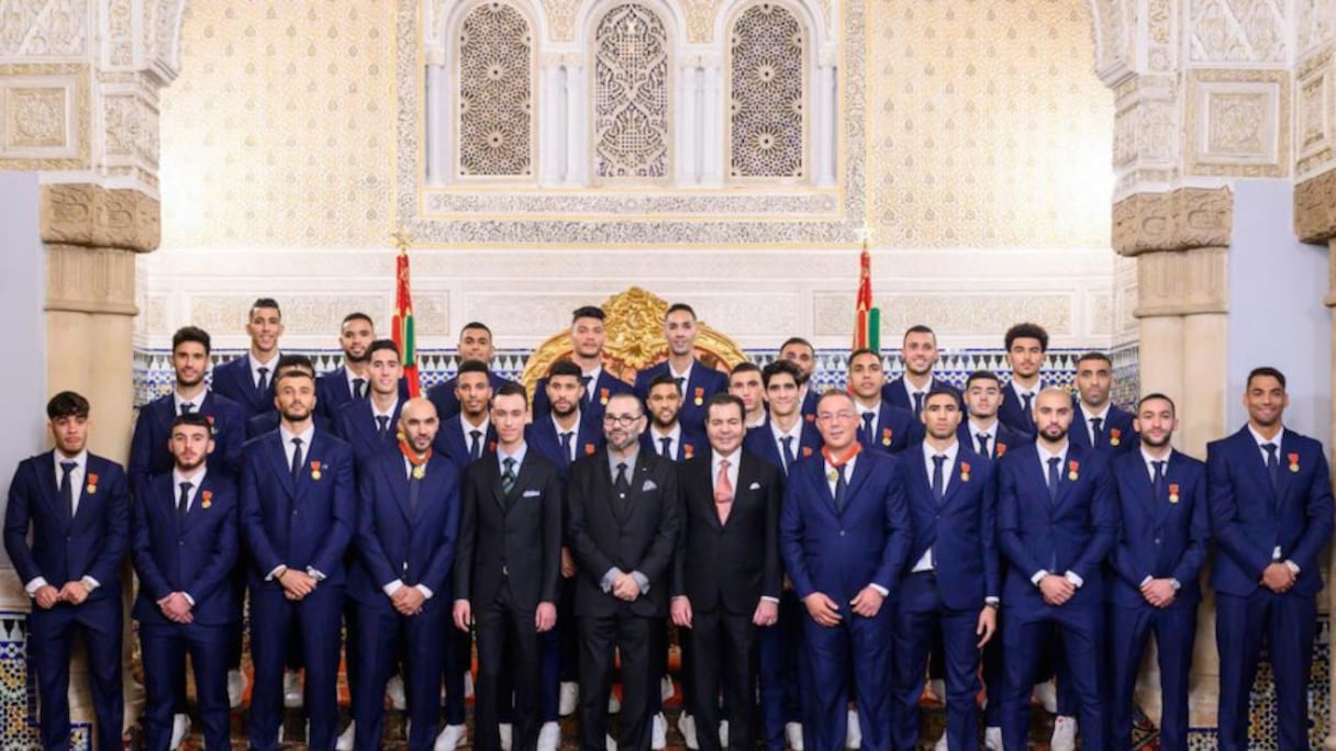 SM le Roi Mohammed VI reçoit L'Équipe nationale de football