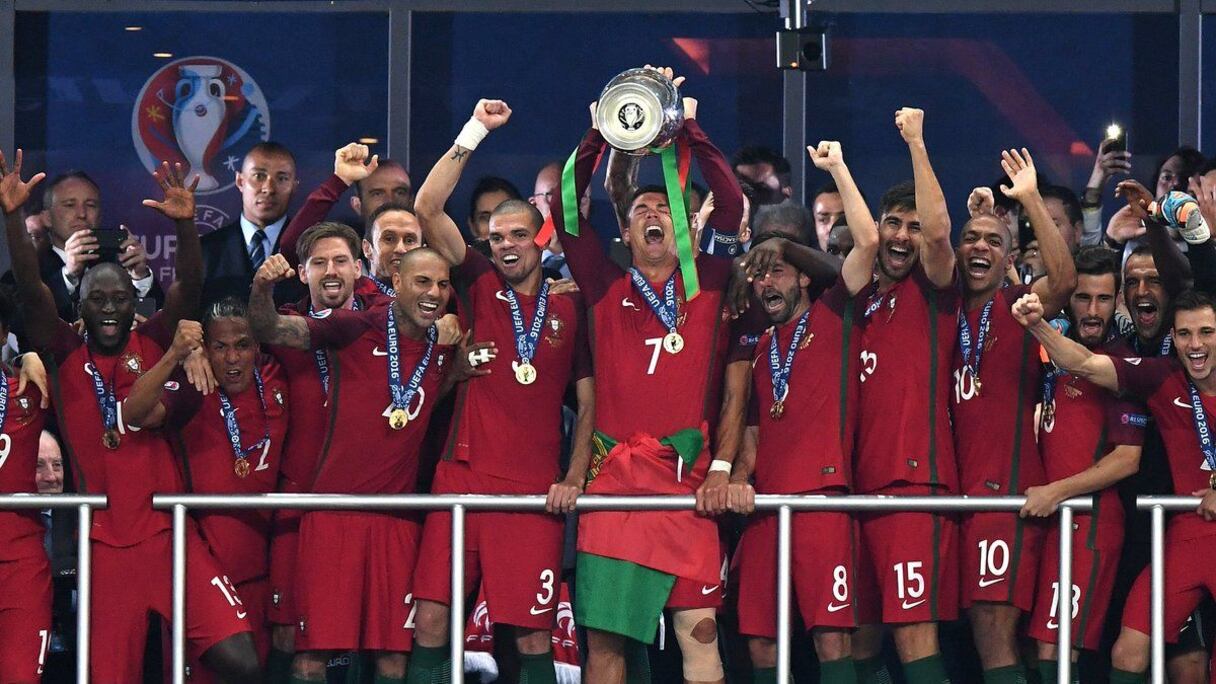La Portugal de Cristiano Ronaldo remporte l'Euro pour la première fois de son histoire
