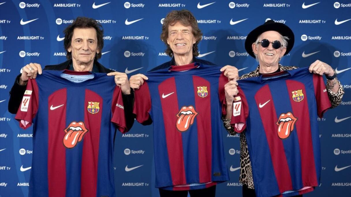 Les Rolling Stones avec le maillot du Barça pour le Clasico contre le Real Madrid.