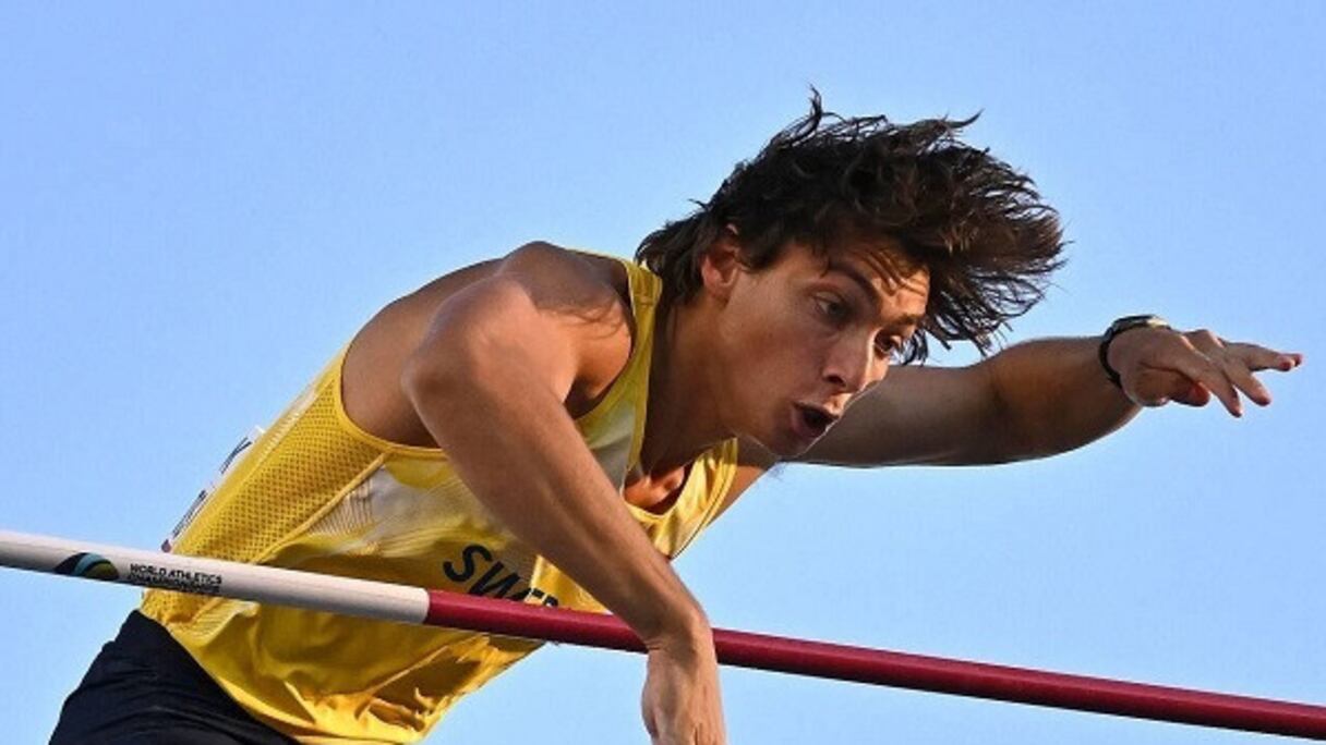 Le suédois Armand Duplantis nouveau recordmen du saut à la perche