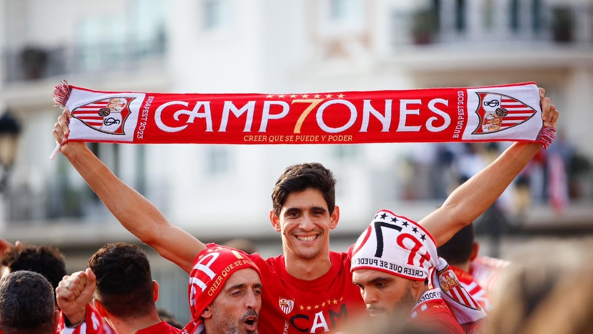 Yassine Bounou et les siens ont célébré comme il se doit leur titre de champion d'Europa League.