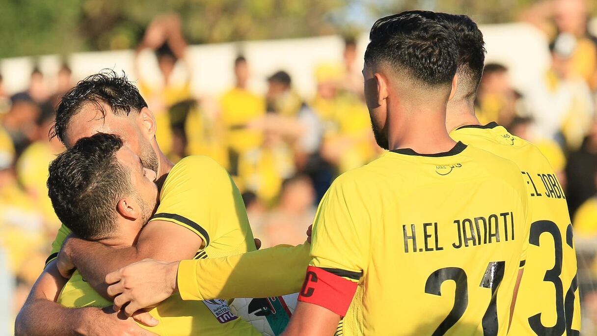 لاعبو المغرب الفاسي