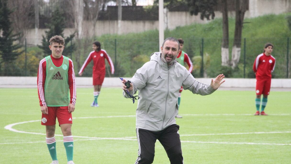 Rezki Remane, sélectionneur des Fennecs U17.