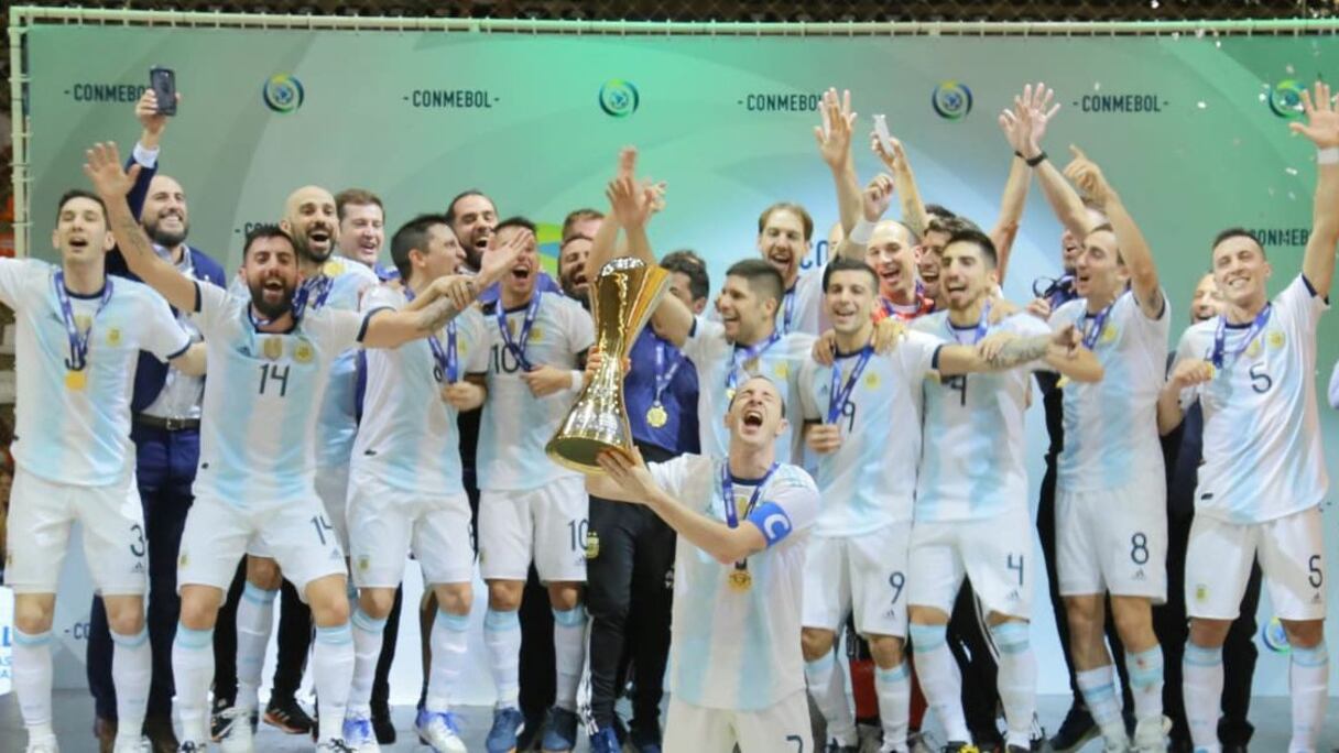 Un duel Maroc-Argentine en futsal.