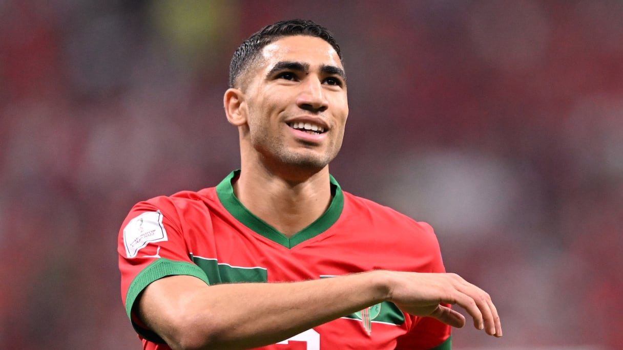 Achraf Hakimi sous le maillot des Lions de l'Atlas.