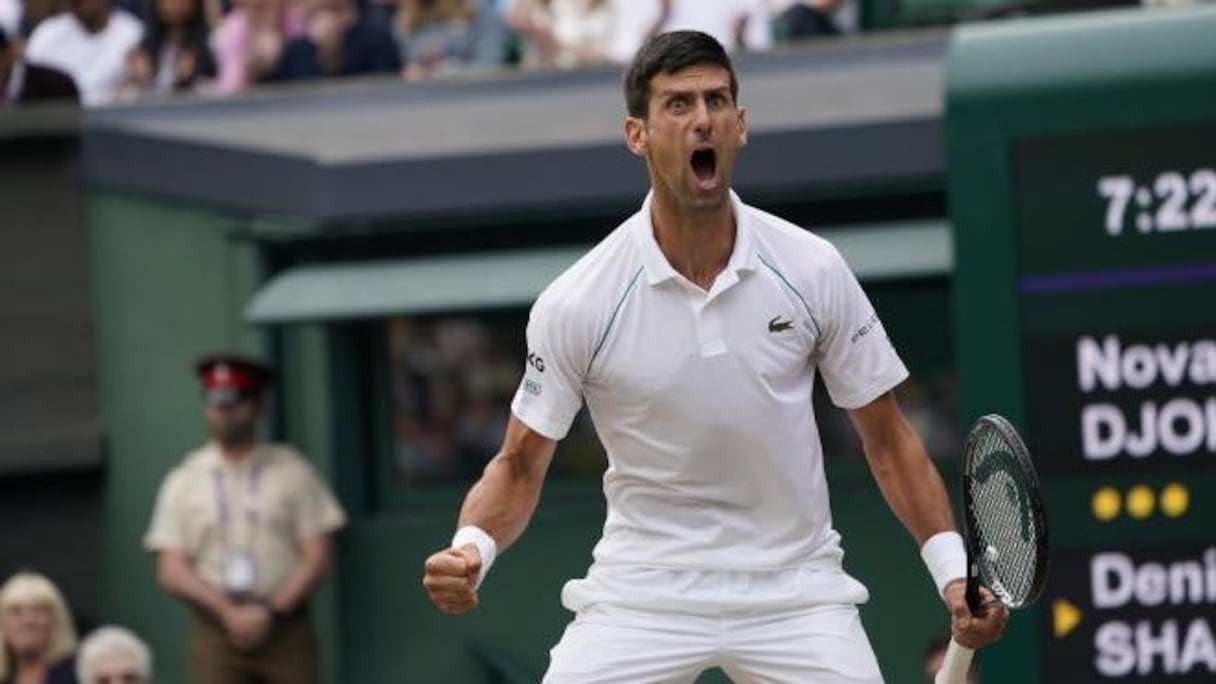 Novak Djokovic, remporte son 6e tournoi de Wimbledon.
