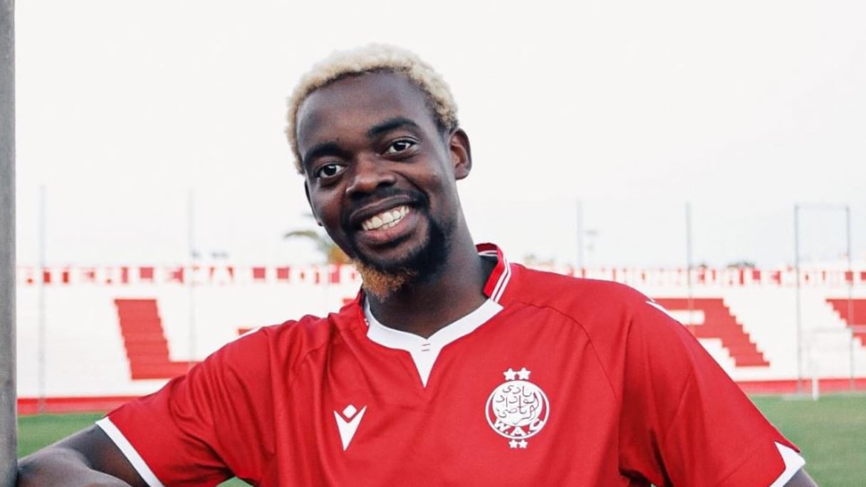 Guy Mbenza, attaquant du Congo-Brazzaville et du Wydad de Casablanca.