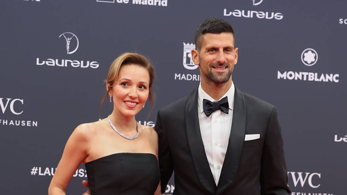 Novak Djokovic avec sa femme Jelena, a remporté le Laureus Award pour la 5e fois