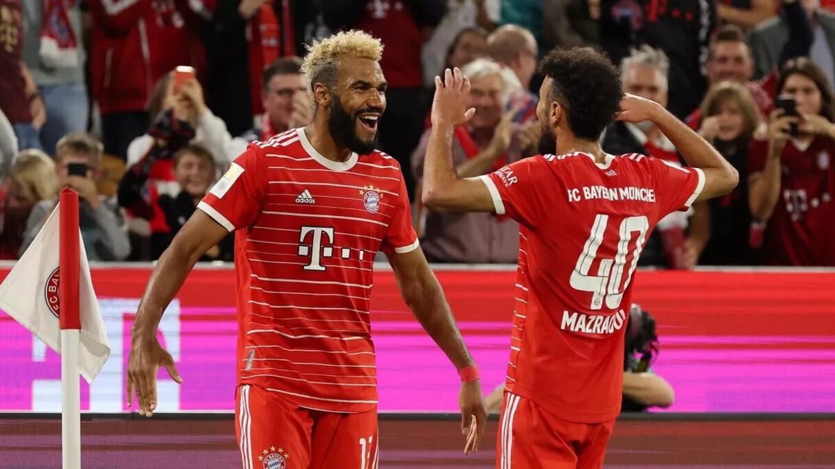 Noussair Mazraoui et Eric Choupo-Moting lors de la Victoire du Bayern face à Mayence (6-2), le 29 octobre 2022.