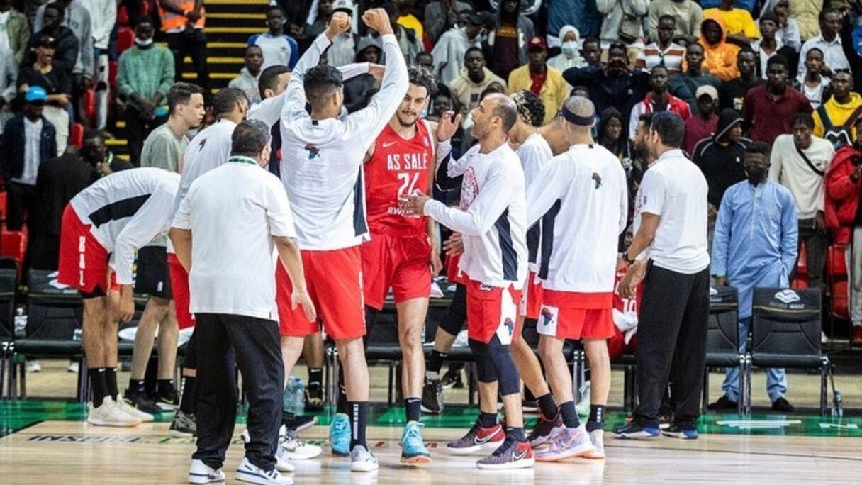 La joie des joueurs de l'AS Salé basket.