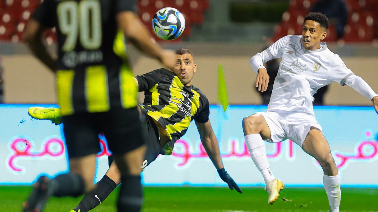 Le but d'Abderrazak Hamdallah contre Al-Taee.