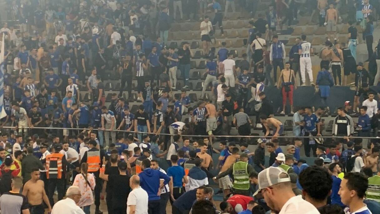 Une tribune s'est affaissée dans la salle de Ziaten à Tanger, ce mardi 17 mai.
