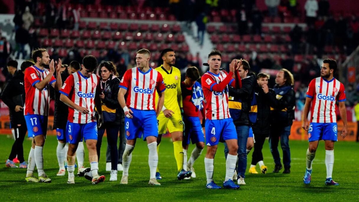Les joueurs de Gérone célèbrent leur victoire face à Alavés, le lundi 18 décembre 2023.