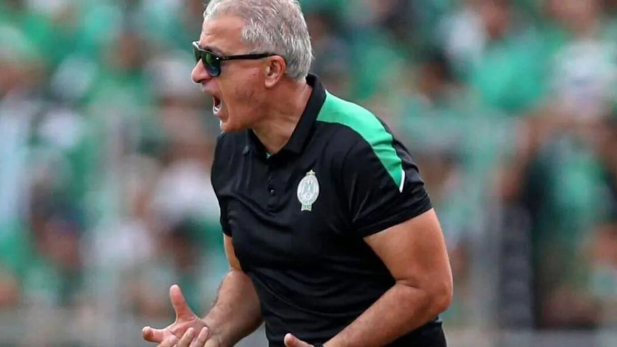 Mondher Kebaier, l'entraineur tunisien du Raja de Casablanca.