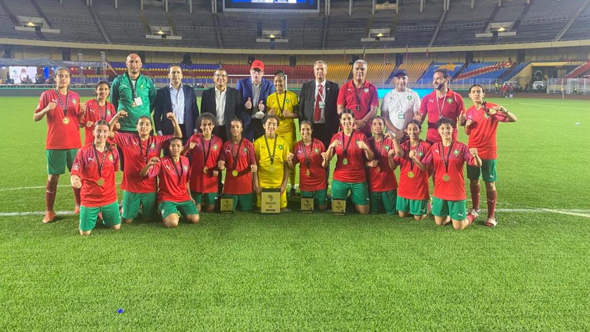 L’équipe nationale féminine scolaire sacrée championne d’Afrique, dimanche 20 février.