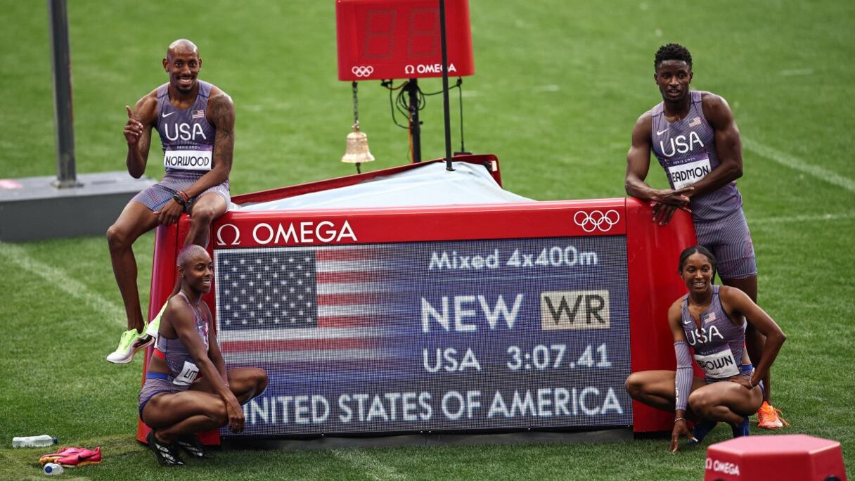 Les Américains Vernon Norwood, Shamier Little, Bryce Deadmon et Kaylyn Brown.