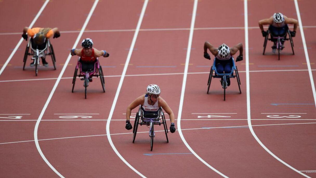 Des athlètes paralympiques.