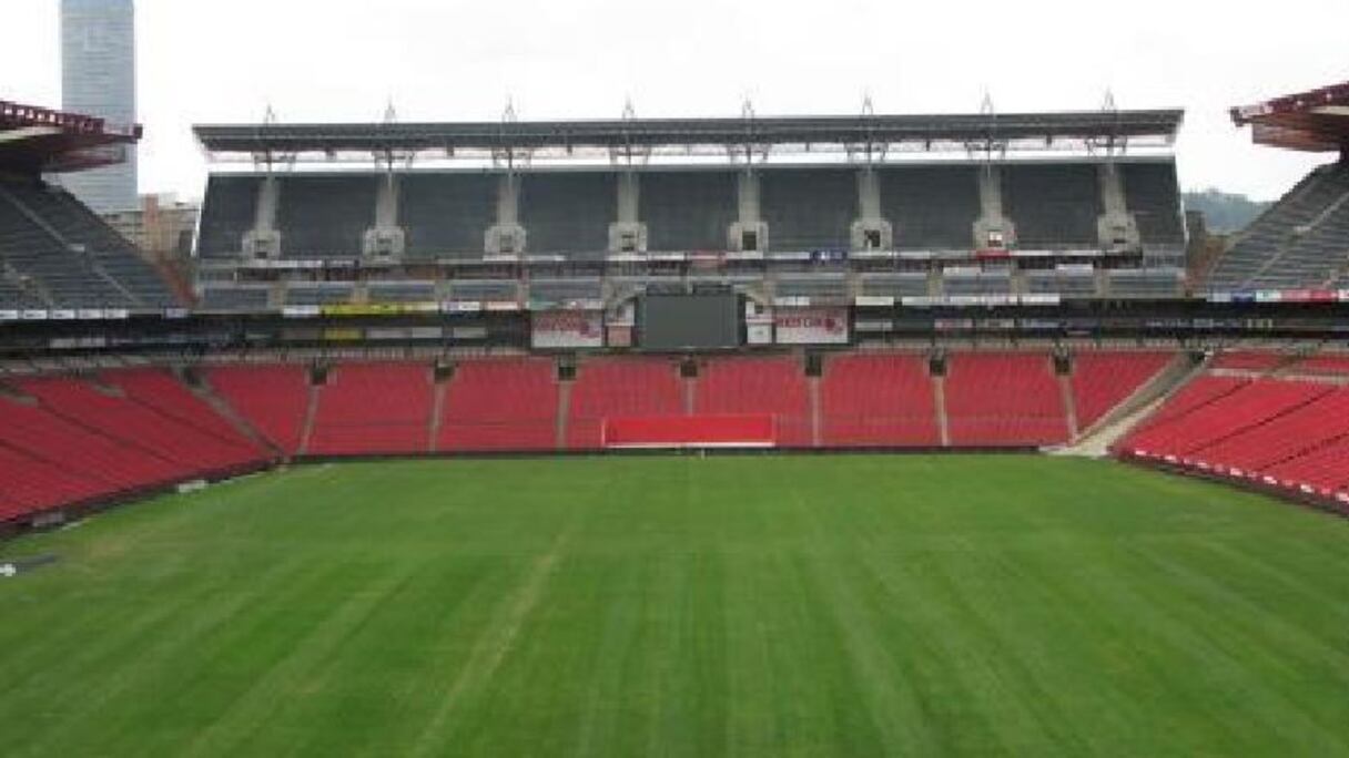 Le Stade national du Cap-Vert à Praia, construit par la Chine, et inauguré en 2014.
