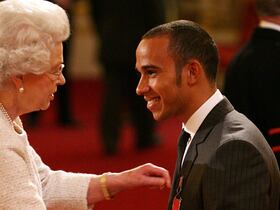 La reine Élisabeth II et Lewis Hamilton.