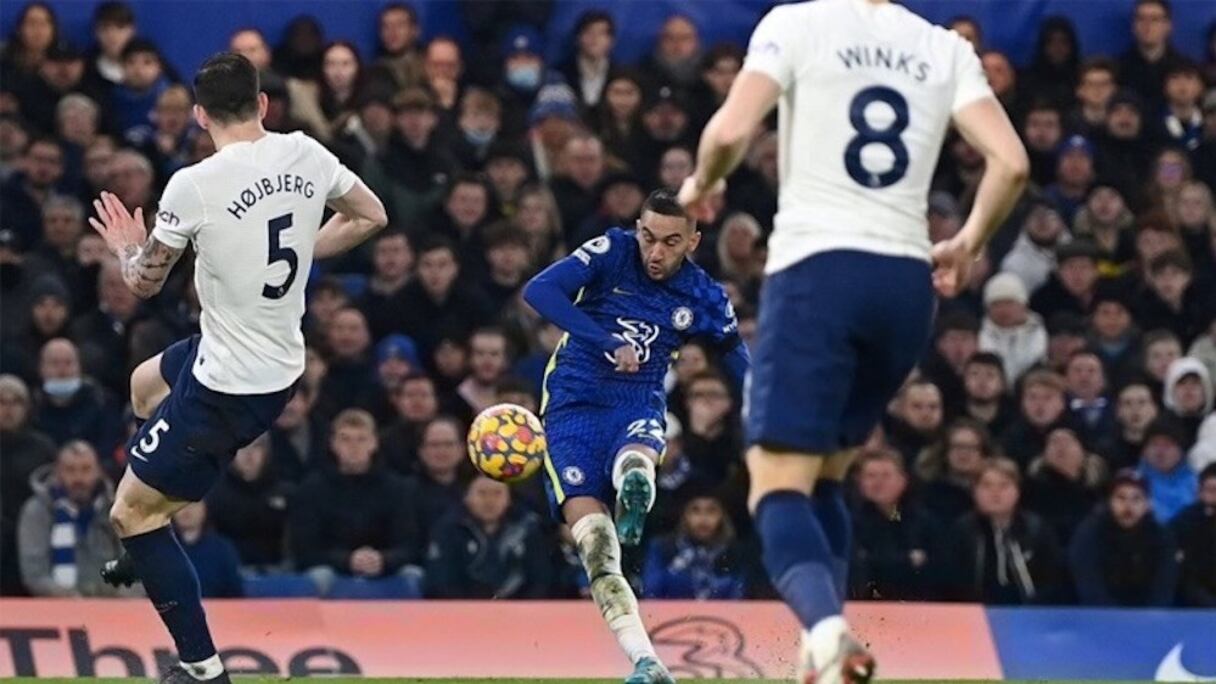 L'incroyable frappe de Hakim Ziyech contre Tottenham.