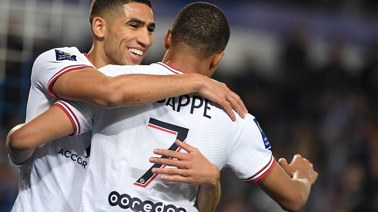 Achraf Hakimi et Kylian Mbappé.