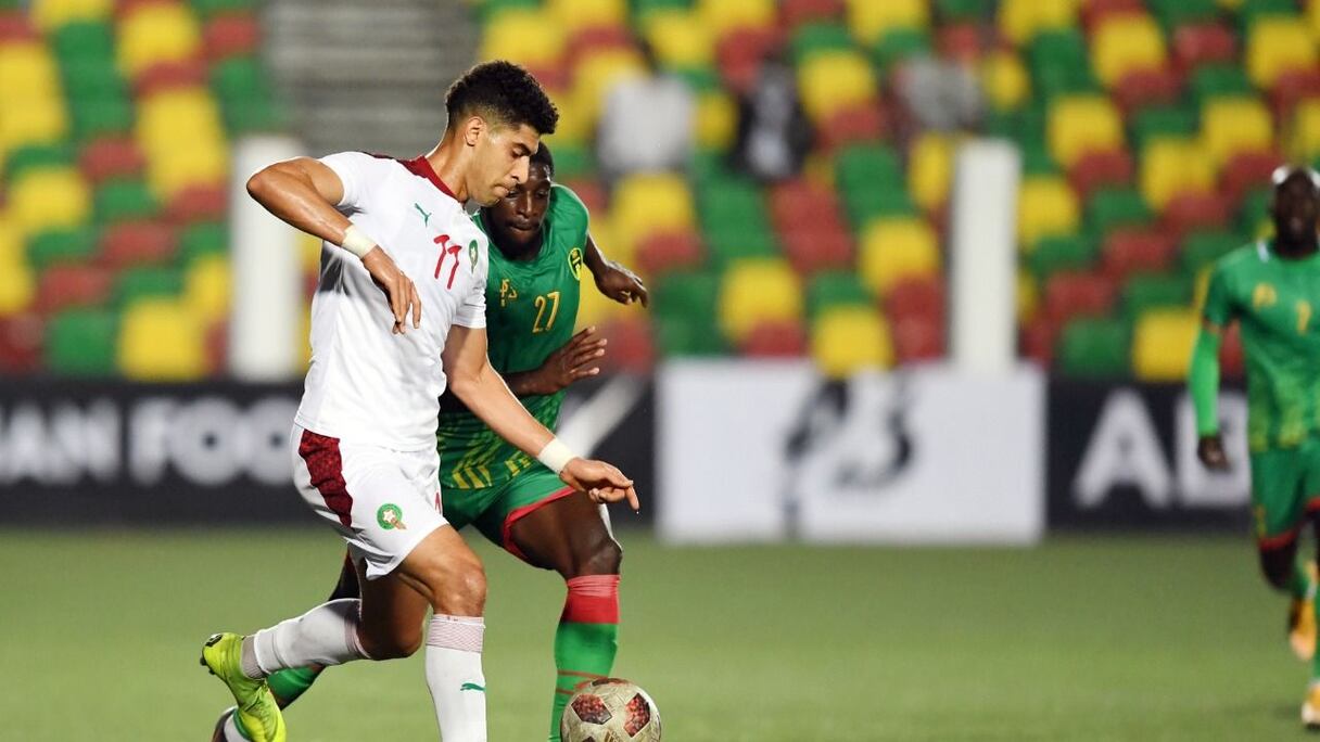 Adam Masina sous les couleurs des Lions de l'Atlas.