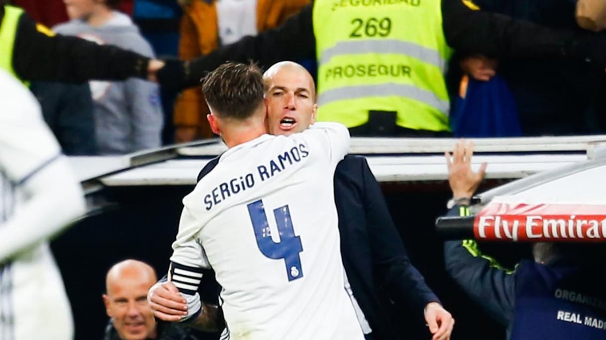 Zinédine Zidane et Raphaël Varane.