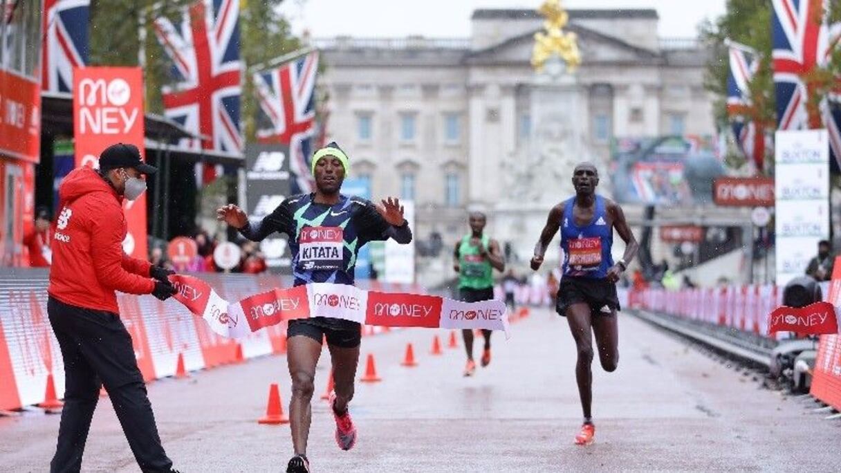 Marathon de Londres: victoire de Kitata.