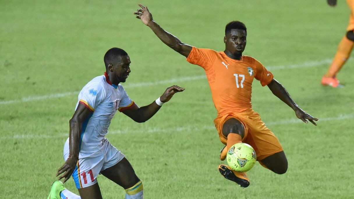 Serge Aurier, un éléphant turbulent mais efficace:
Serge Aurier a une chance de commencer l’année en beauté. Celui qui est souvent rattrapé par ses vieux démons est un des meilleurs latéraux droits du monde. Tacleur né, polyvalent en défense, capable de relancer ses coéquipiers offensivement, Aurier est à suivre de très près.