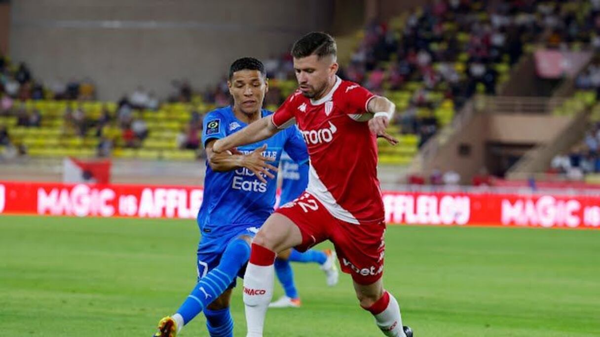Amine Harit face à l'AS Monaco.