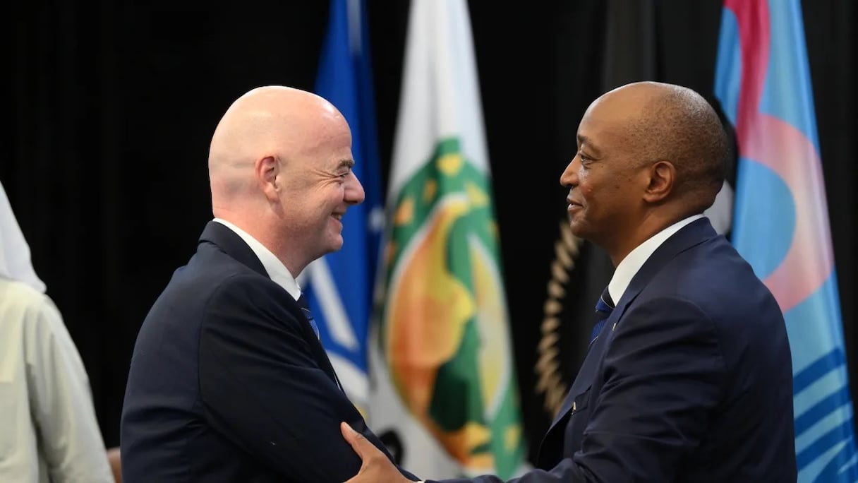 Gianni Infantino et Patrice Motsepe, présidents de la FIFA et de la CAF.