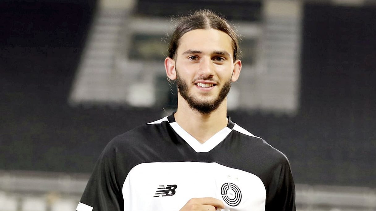 Ilyes Housni avec le maillot d'Al Sadd.