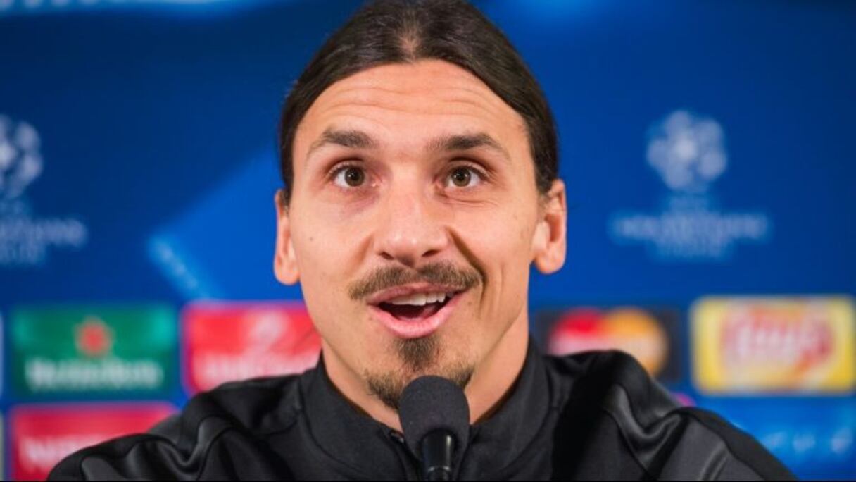 L'attaquant du PSG Zlatan Ibrahimovic en conférence de presse, le 24 novembre 2015 à Malmö.