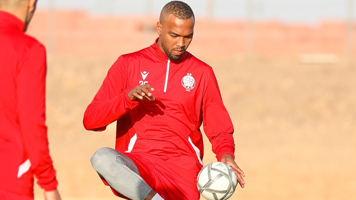 Farhane, Chetti et Draoui dans l'infirmerie du Wydad pour les rendre prêts à la rencontre clé contre le Chabab de Mohammedia.