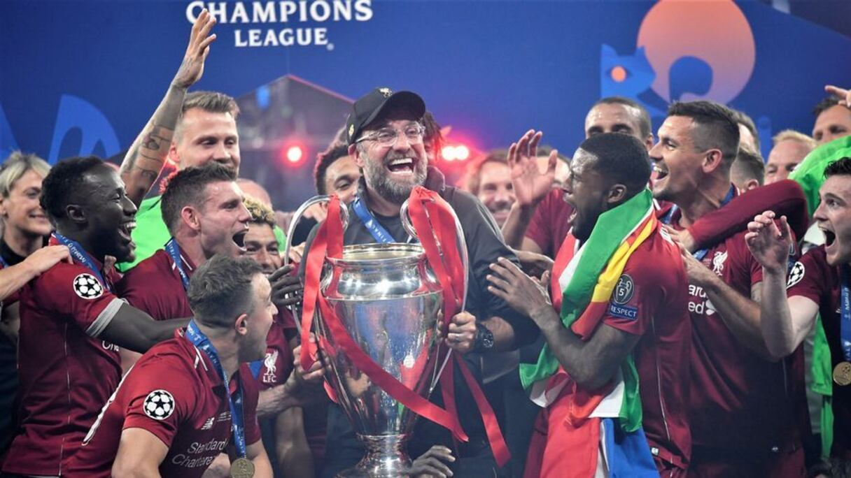 Le petit appareil d'IPTV ou le football piraté pour tous.